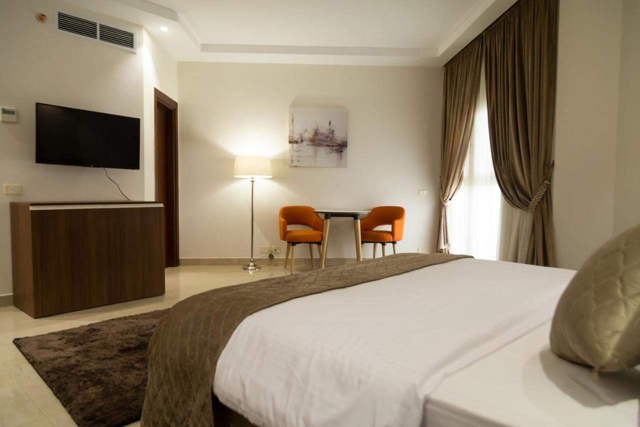 Diamond Land Hotel Madinat Al Ashir min Ramadan Екстериор снимка
